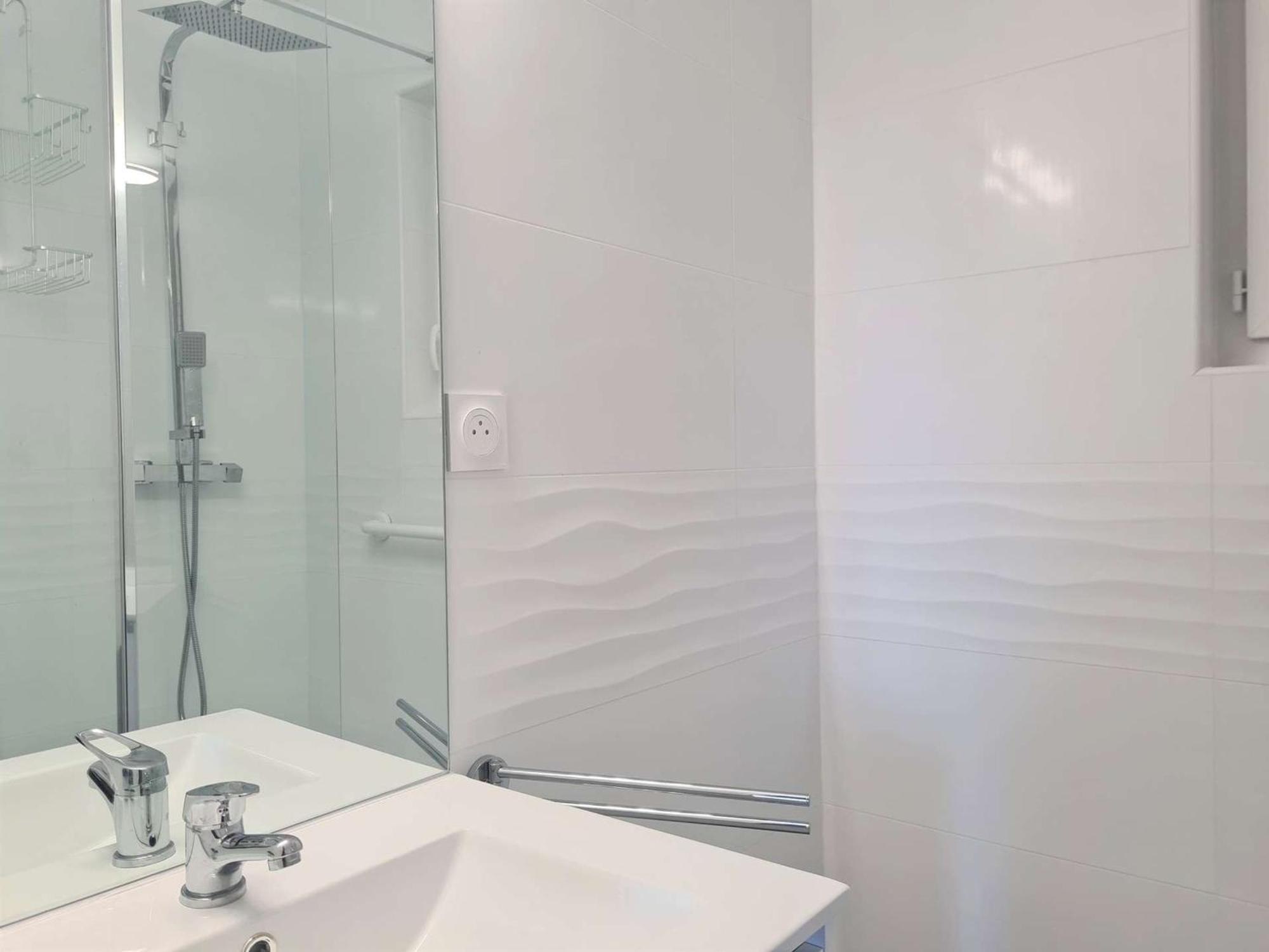 Appartement T2 Avec Parking Et Acces Direct A La Plage - Fr-1-249-129 Agde Exterior photo